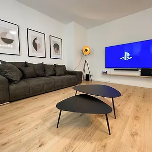 https://centerapartments-premium-deluxe.dusseldorf-hotel.net